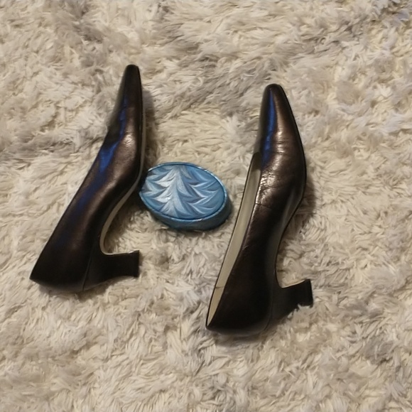 Enzo Angiolini woman's size 8M dark bronze dress shoes 2.25" heels 👠 Brazilian - Picture 9 of 12